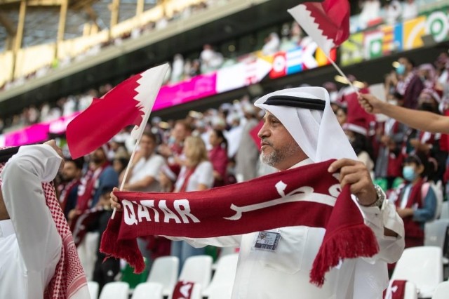 新华社香港8月尊龙凯时人生就是博12日电题：卡塔尔世界杯倒计时100天足坛冬