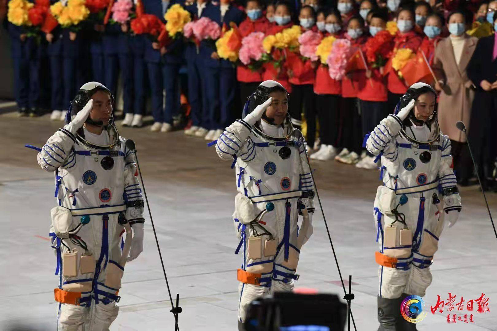 神舟尊龙凯时人生就是博十三号乘组在轨飞行183天创造中国航天员最长纪录