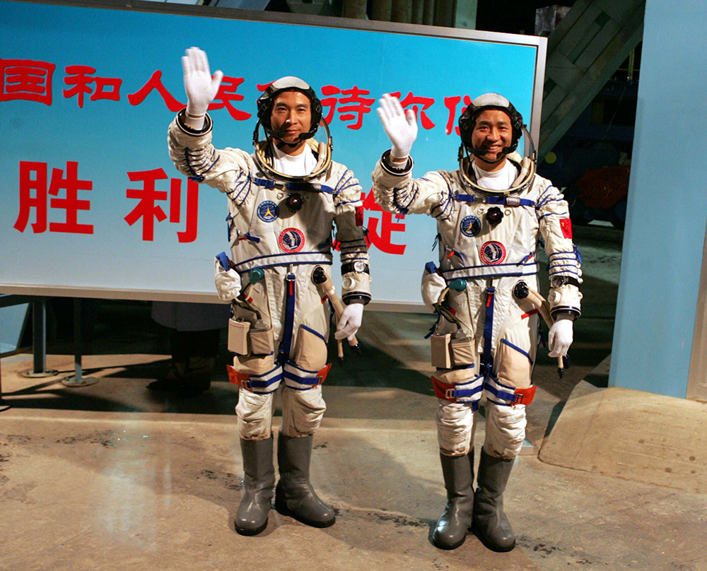 神舟十三号乘组在轨尊龙凯时人生就是博飞行183天创造中国航天员最长纪录